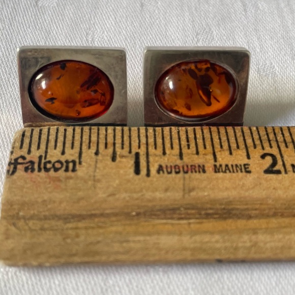 Vintage European Baltic Amber Stud Earrings. - Picture 4 of 8